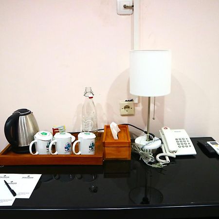 Penginapan Rsud Rt Notopuro シドアルジョ エクステリア 写真