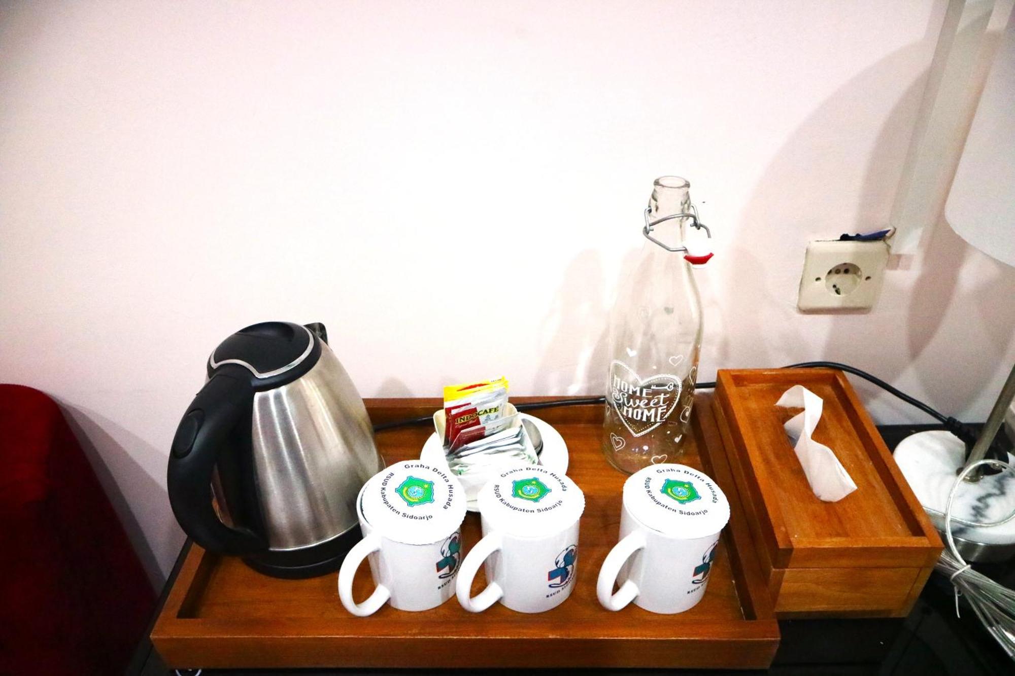 Penginapan Rsud Rt Notopuro シドアルジョ エクステリア 写真