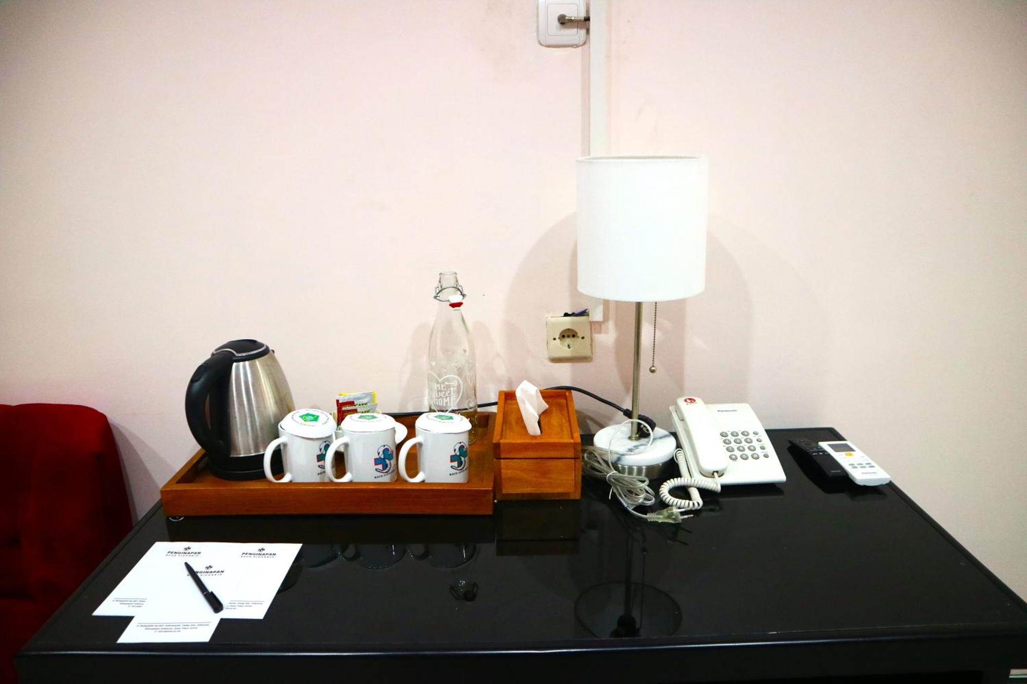 Penginapan Rsud Rt Notopuro シドアルジョ エクステリア 写真
